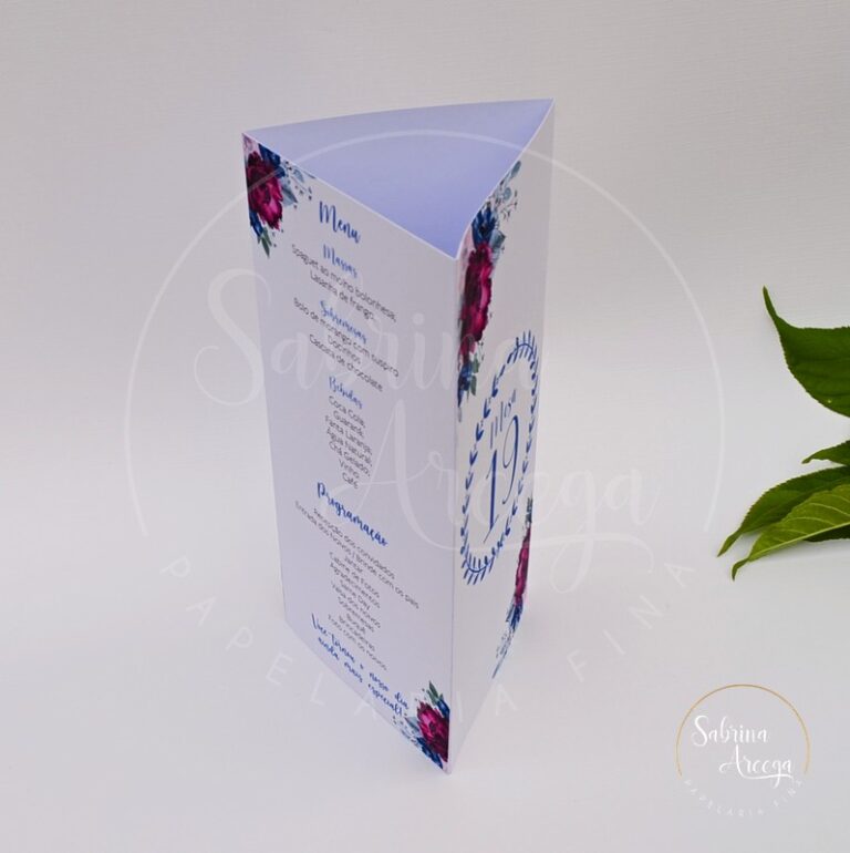 Menu Cardápio Triangular – Sabrina Arcega Papelaria Fina